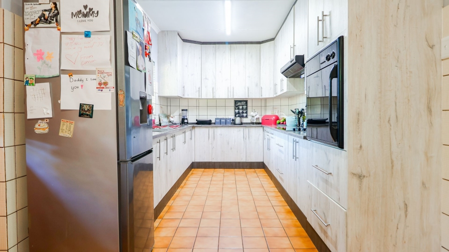 4 Bedroom Property for Sale in Sedgefield Central Western Cape